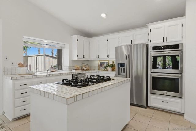 350 Crestview, Bonita, CA 91902