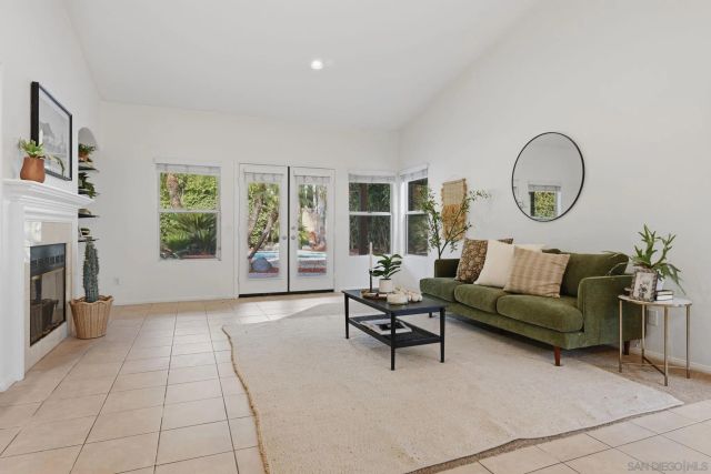 350 Crestview, Bonita, CA 91902