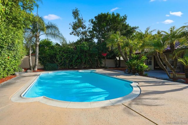 350 Crestview, Bonita, CA 91902