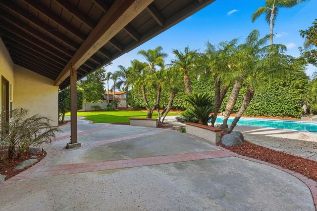 350 Crestview, Bonita, CA 91902