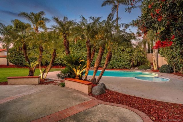 350 Crestview, Bonita, CA 91902