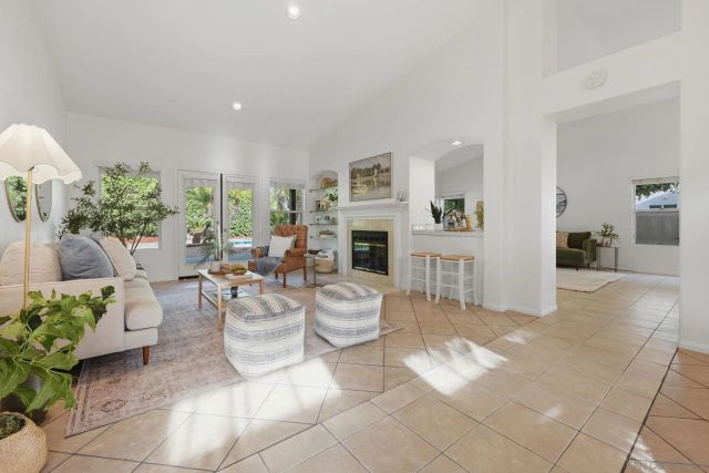 350 Crestview, Bonita, CA 91902