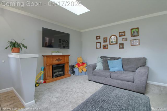 9118 Deering Street, Livonia, MI 48150