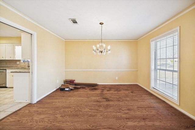 6207 S Braeswood Boulevard, Houston, TX 77096