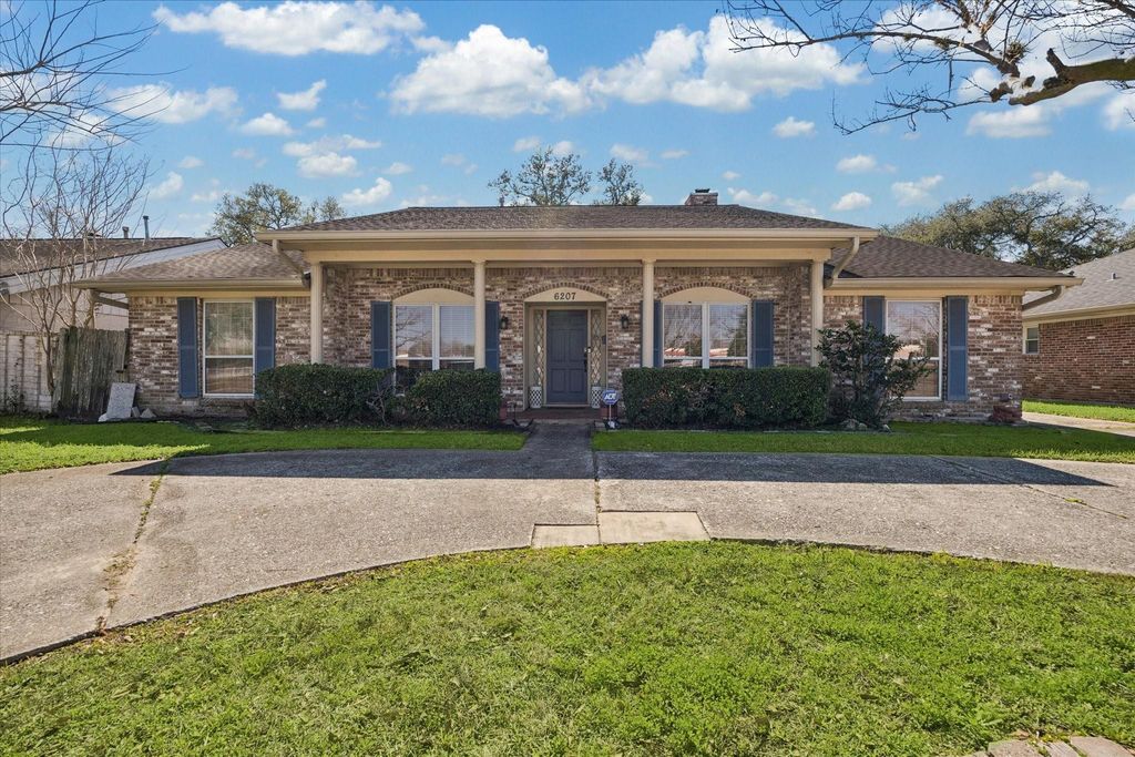 6207 S Braeswood Boulevard, Houston, TX 77096