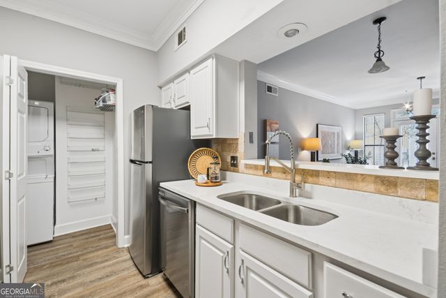 3777 Peachtree Road NE 914, Brookhaven, GA 30319