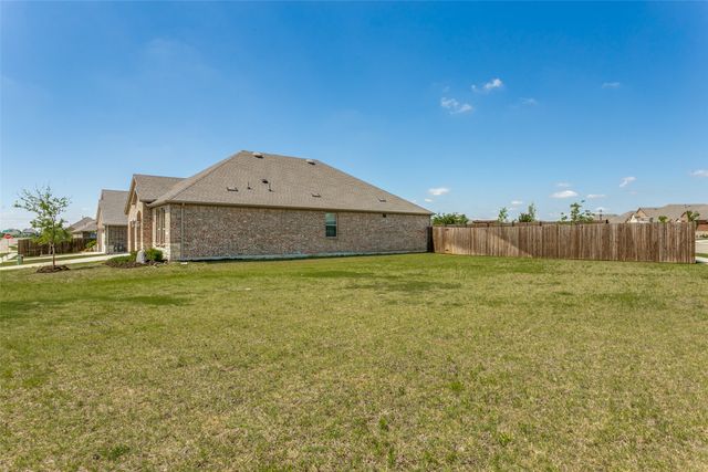 3011 Tahoka Springs, Aubrey, TX 76227