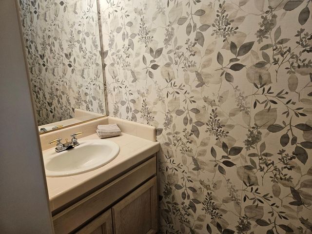 1067 Rio Cidade Way, Sacramento, CA 95831