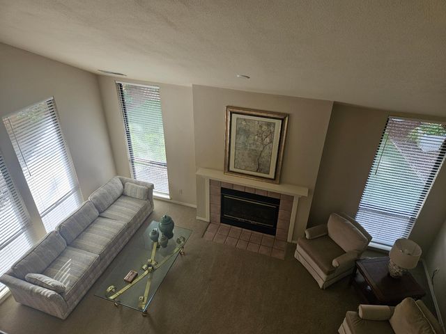 1067 Rio Cidade Way, Sacramento, CA 95831