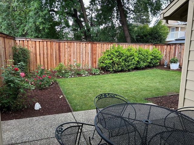1067 Rio Cidade Way, Sacramento, CA 95831