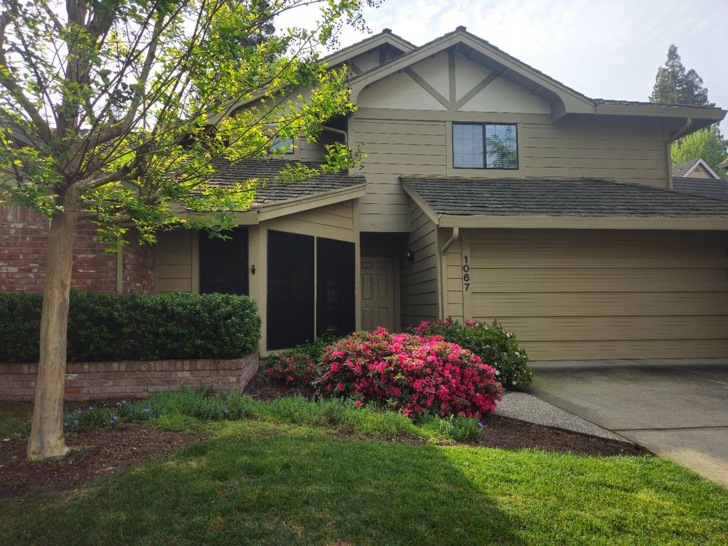 1067 Rio Cidade Way, Sacramento, CA 95831