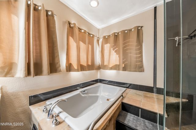 3595 E Golden Valley Road, Reno, NV 89506
