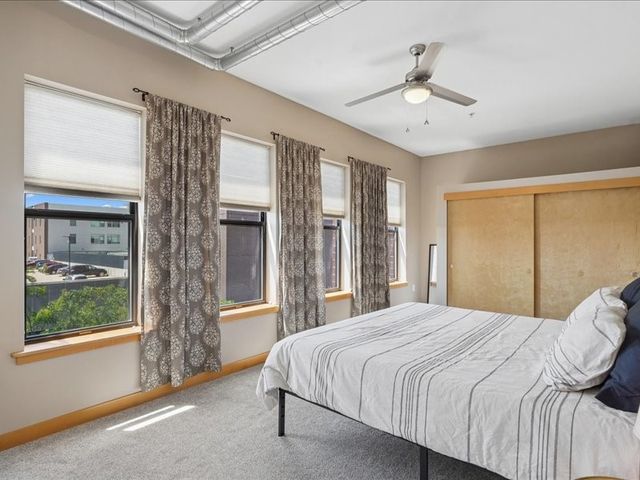 119 4th Street 403, Des Moines, IA 50309