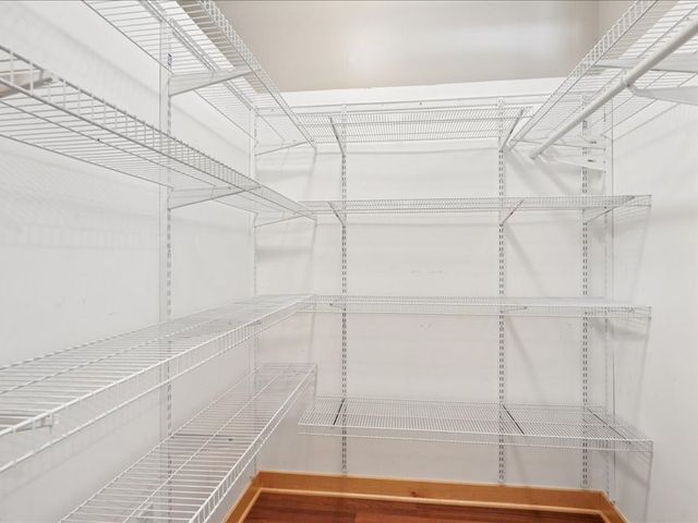119 4th Street 403, Des Moines, IA 50309