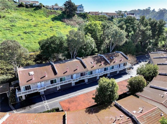 23821 Hillhurst, Laguna Niguel, CA 92677