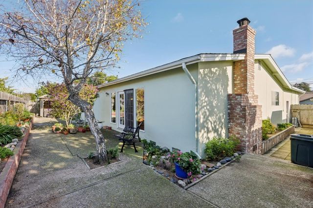 3055 Bostick Avenue, Marina, CA 93933