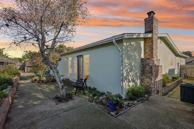 3055 Bostick Avenue, Marina, CA 93933