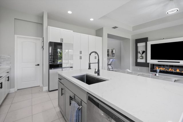16293 Melogold Drive, Westlake, FL 33470