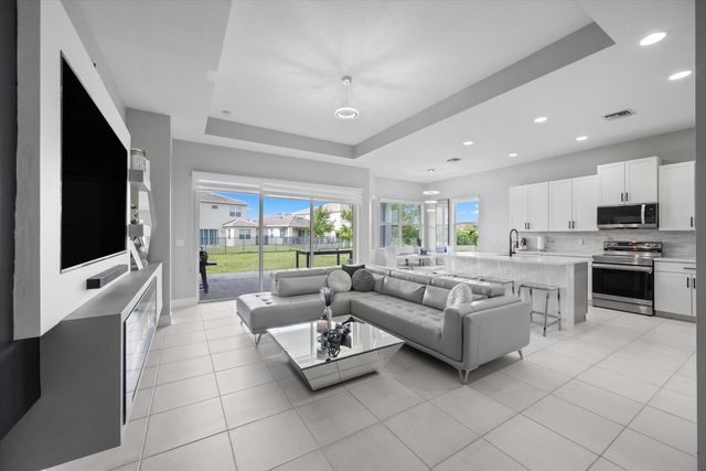 16293 Melogold Drive, Westlake, FL 33470