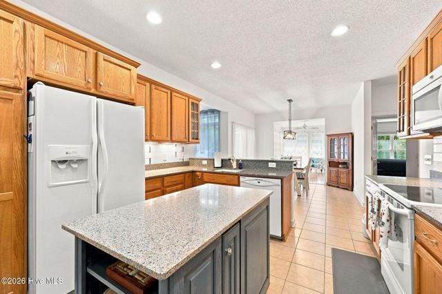 104 Fox Run Court, West End, NC 27376