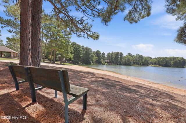 104 Fox Run Court, West End, NC 27376
