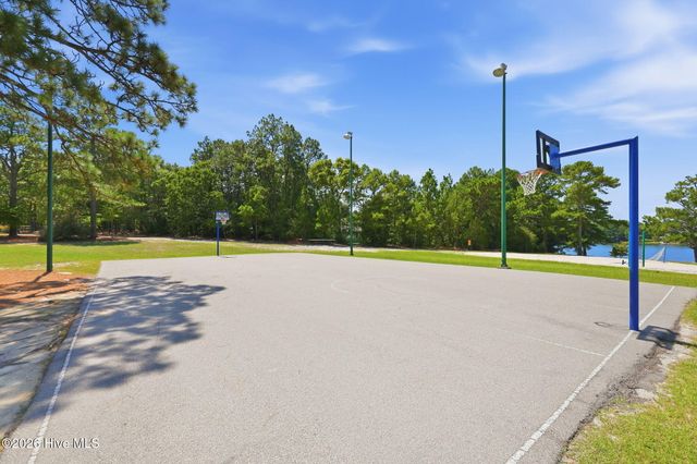 104 Fox Run Court, West End, NC 27376