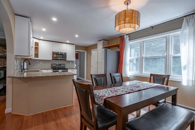 22 Roblin Road, Bedford, NH 03110