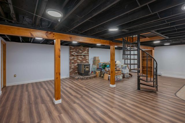 22 Roblin Road, Bedford, NH 03110