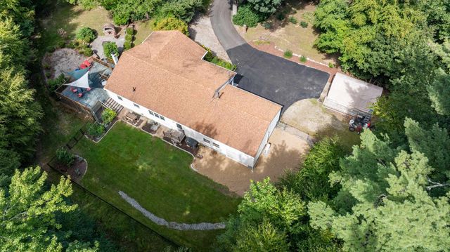 22 Roblin Road, Bedford, NH 03110