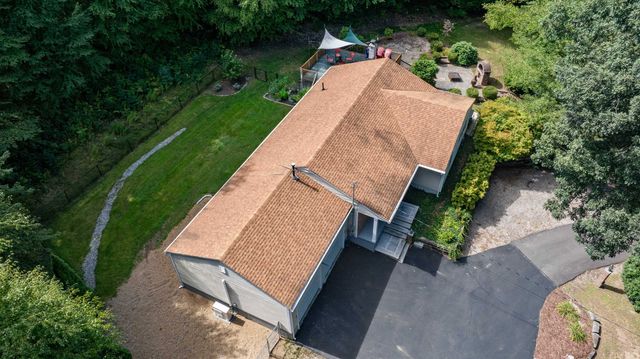 22 Roblin Road, Bedford, NH 03110