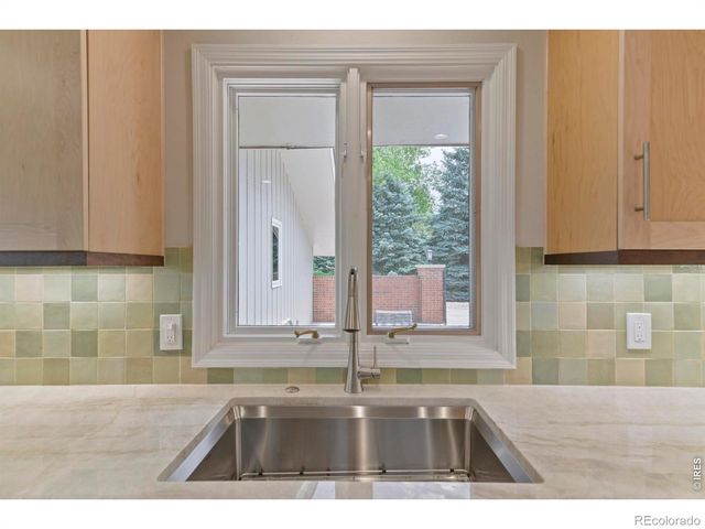 19 Ridge Road, Boulder, CO 80303