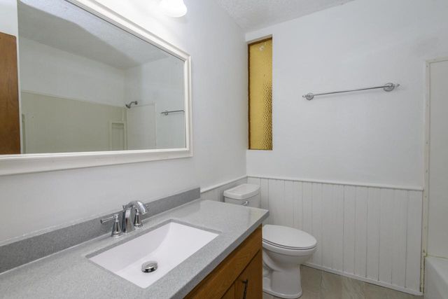 7016 N 86th STREET, Milwaukee, WI 53224
