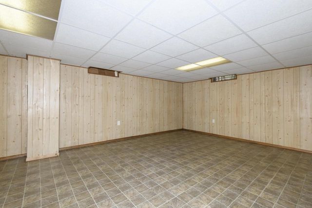 7016 N 86th STREET, Milwaukee, WI 53224