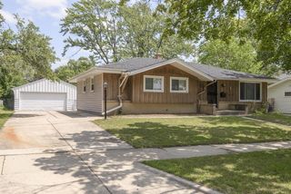 7016 N 86th STREET, Milwaukee, WI 53224