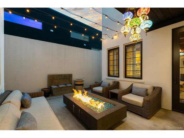 579 Madison St, Denver, CO 80206