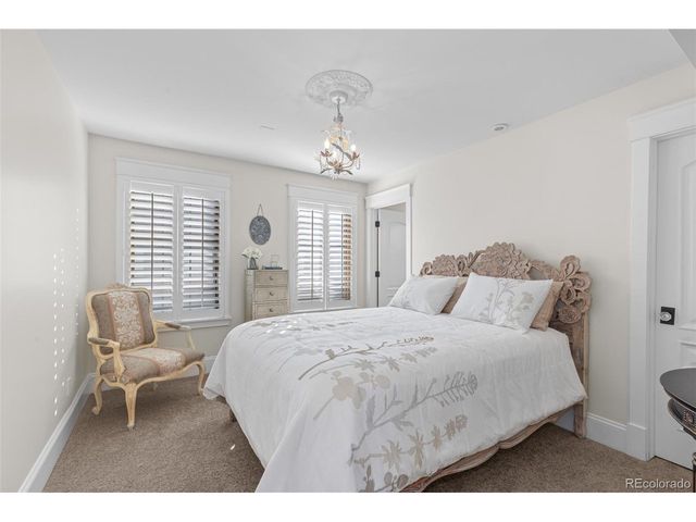 579 Madison St, Denver, CO 80206