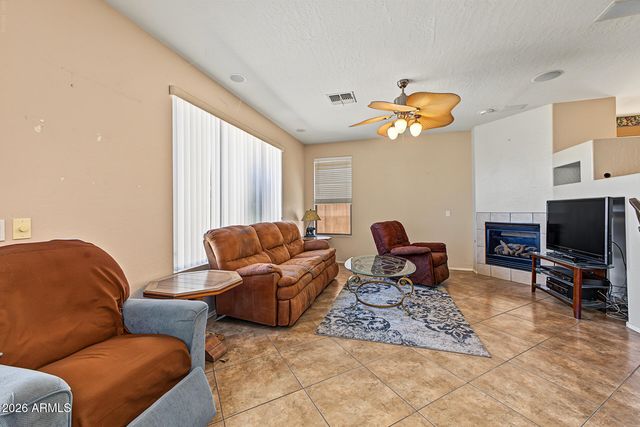 2498 E ERIE Court, Gilbert, AZ 85295