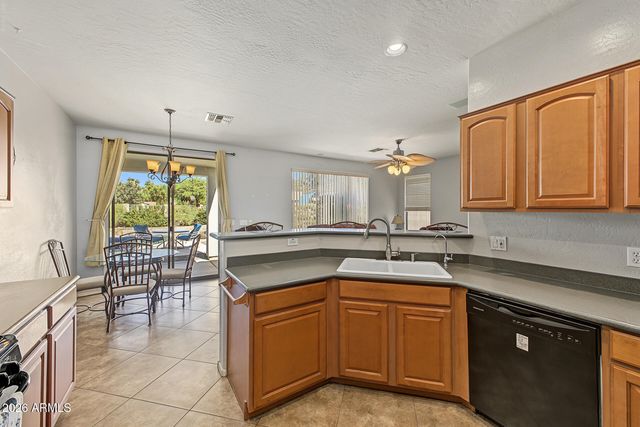 2498 E ERIE Court, Gilbert, AZ 85295
