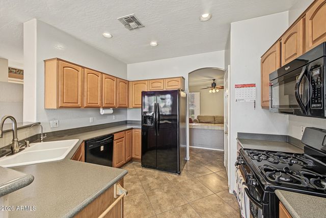 2498 E ERIE Court, Gilbert, AZ 85295