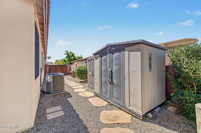 2498 E ERIE Court, Gilbert, AZ 85295