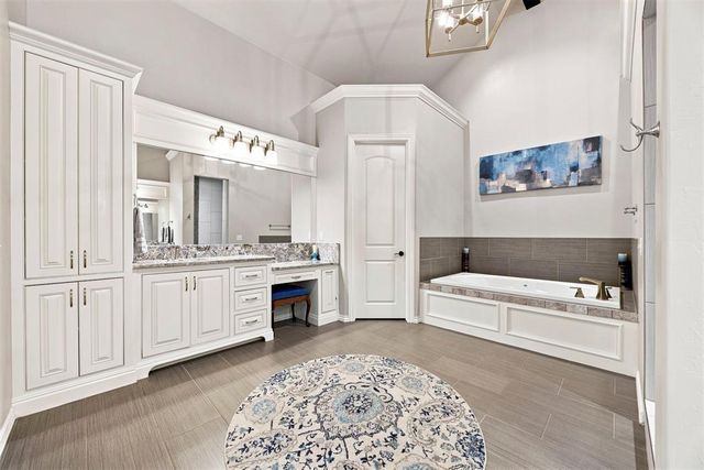 1116 Abberly Circle, Arcadia, OK 73007