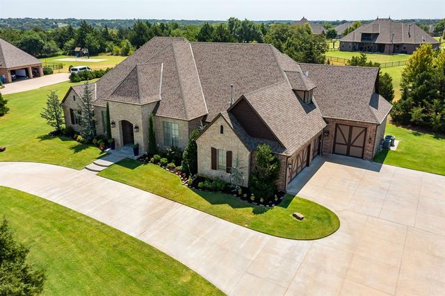 1116 Abberly Circle, Arcadia, OK 73007