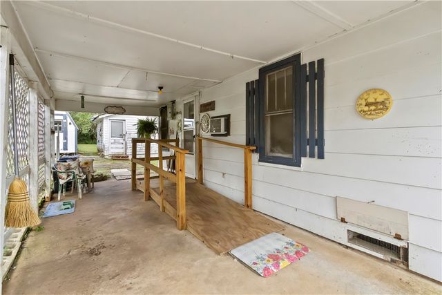 515 Broadway Avenue, Yellville, AR 72687