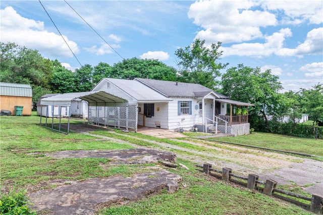 515 Broadway Avenue, Yellville, AR 72687
