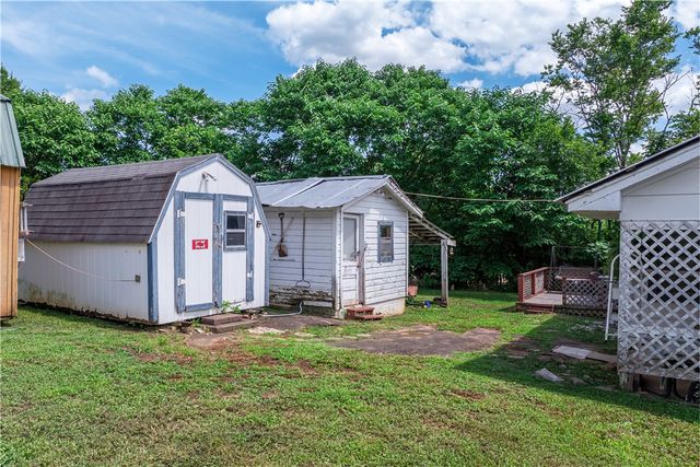 515 Broadway Avenue, Yellville, AR 72687