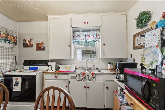 515 Broadway Avenue, Yellville, AR 72687