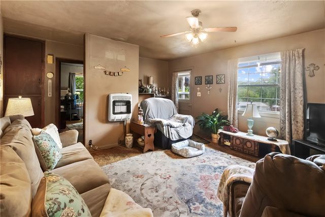 515 Broadway Avenue, Yellville, AR 72687