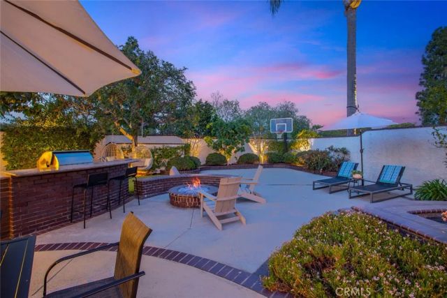 1232 Blue Gum Lane, Newport Beach, CA 92660