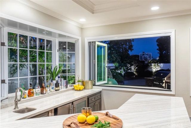 1232 Blue Gum Lane, Newport Beach, CA 92660