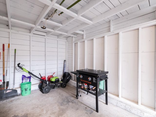 1000 OXFORD Avenue, Pekin, IL 61554